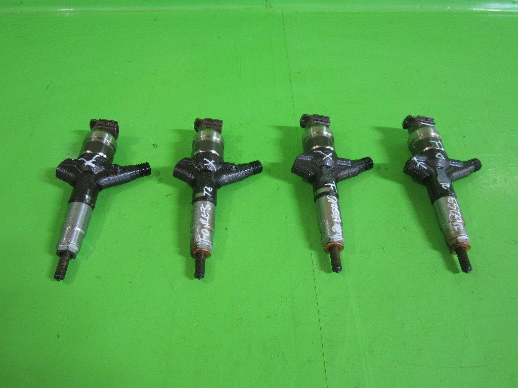 INJECTOARE SUBARU FORESTER SH 4x4 2.0 D 108kw 147cp FAB. 2008 - 2013 ⭐⭐⭐⭐⭐