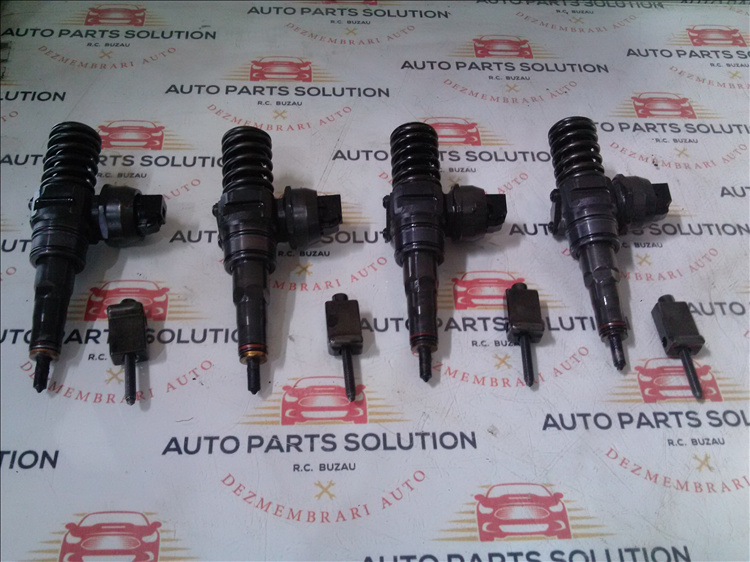 Injectoare VOLKSWAGEN T5 1.9 tdi