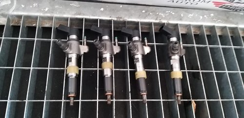 Injectoare VOLVO S80 II (124) 1.6 D2 116cp cod: 50274V05
