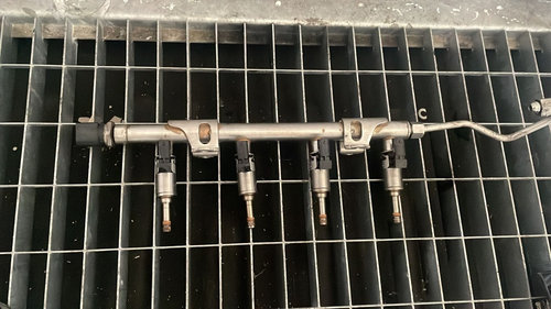 Injectoare VW Caddy IV (SAH) 1.4 TGI CNG 110cp cod piesa: 04E133036A
