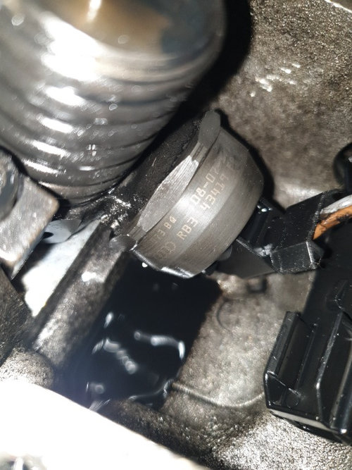 Injectoare VW Passat B6 2.0TDI BMP 038 130 073 BQ