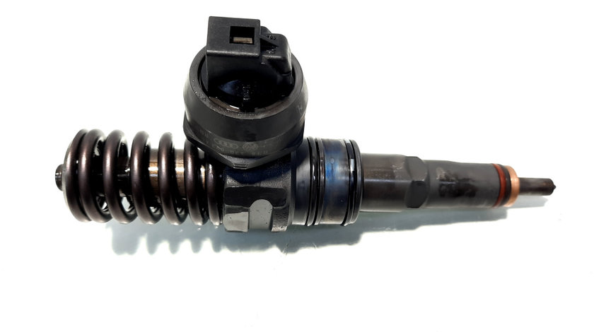 Injector, 038130073AG,RB3, 0414720215, VW Passat (3C2) 1.9 tdi, BKC (id:514749)