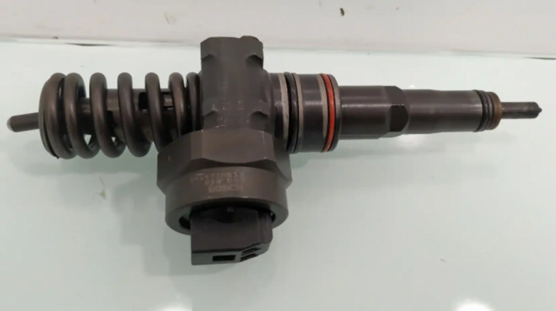 Injector 038130073j R (litera mare) Volkswagen VW Golf 4 [1997 - 2006]