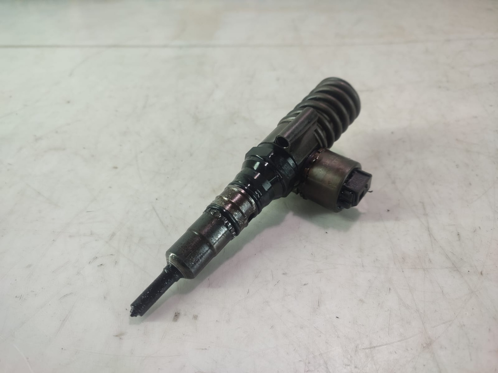 Injector 03G130073G 0414720404 2.0 TDI BLB Audi A6 4F/C6 [2004 - 2008]