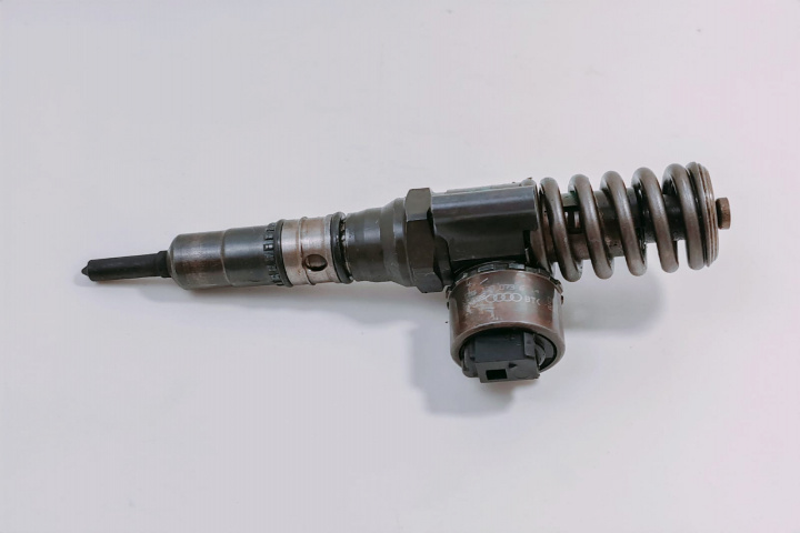 Injector 03G130073G+ BM Volkswagen VW Touran [2003 - 2006]