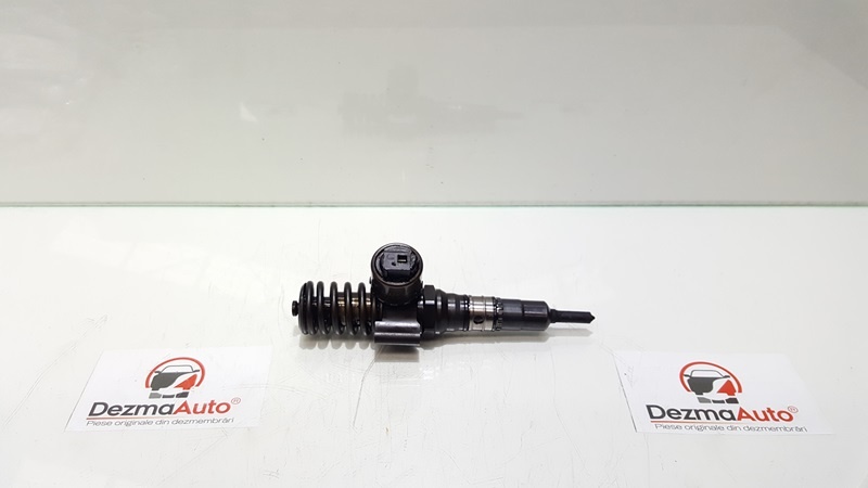 Injector 03G130073G+, Vw Golf 5 Variant (1K5) 2.0 tdi (pr:110747)