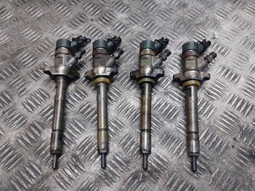 Injector 0445110239 Peugeot Expert 1.6 HDI an fab. 2007 - 2016