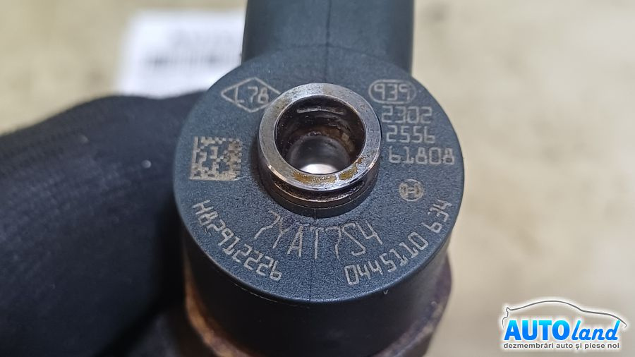 Injector 0445110634 2.3 DCI Renault MASTER III 2010