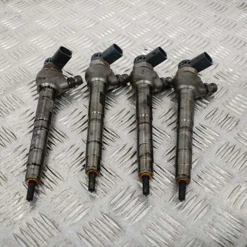Injector 04L130277AJ Skoda Octavia III 1.6 TDI an fab. 2012 - 2015