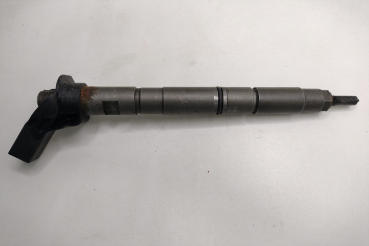 Injector 059130277AB Volkswagen VW Touareg generatia 1 7L [facelift] [2007 - 2010]