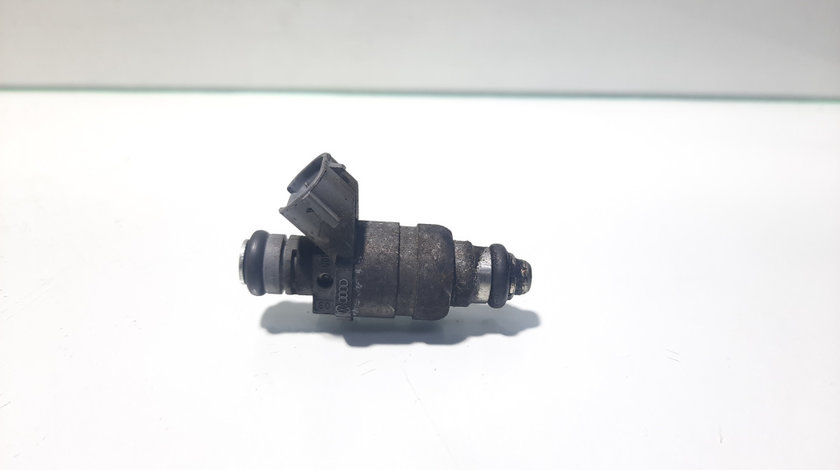 Injector, 06A906031BT Audi A3 (8P1) 1.6 BENZ, BSE (id:453028)