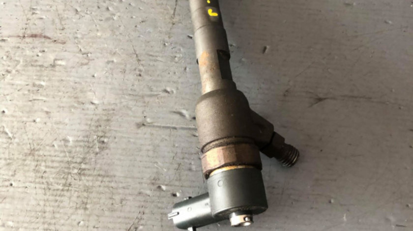Injector 1.3 d fiat doblo idea punto 188 panda lancia musa ypsilon 0445110083