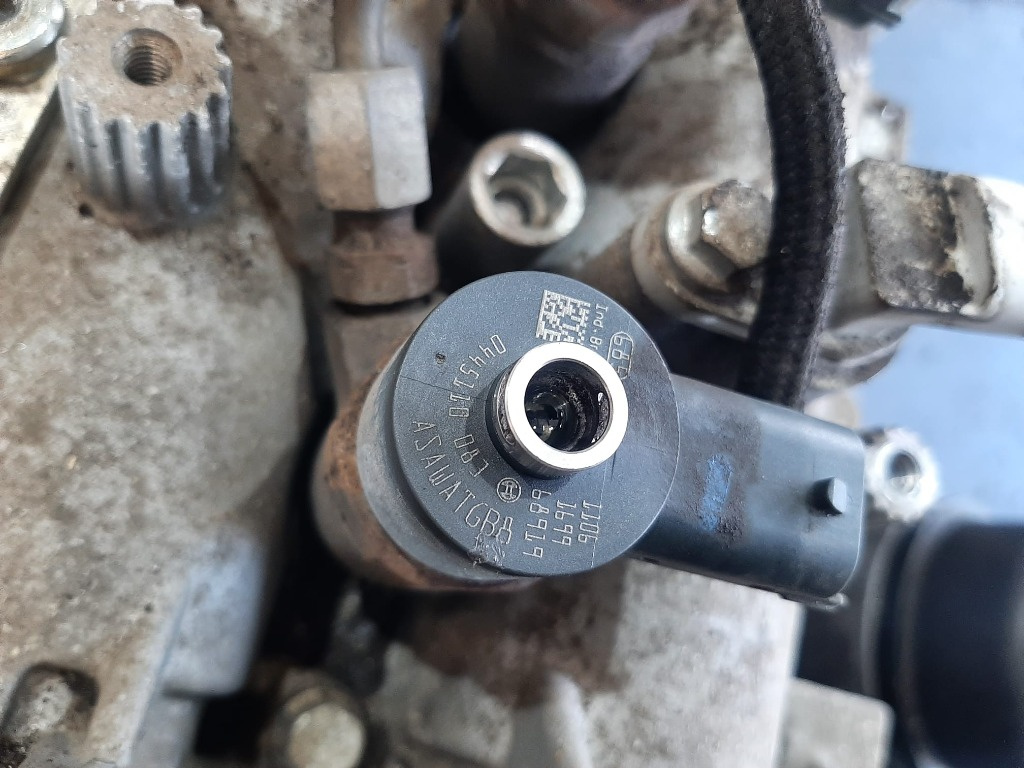 Injector 1.3 d fiat punto doblo panda idea opel corsa c meriva a 0445110083