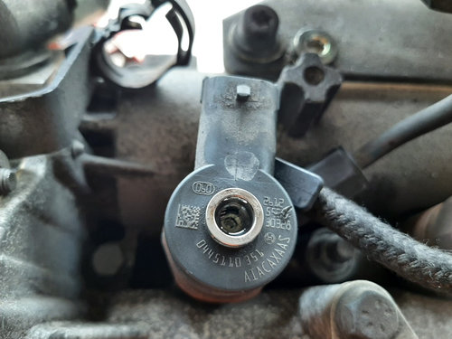 Injector 1.3 d multijet fiat punto idea fiorino 500 lancia musa ypsilon alfa romeo mito 0445110351