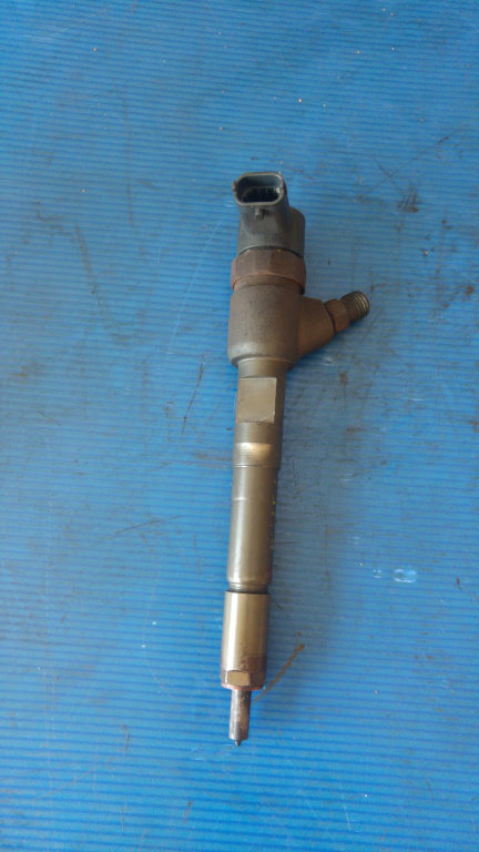 Injector 1.3 jtd fiat doblo idea punto 188 lancia musa ypsilon 0445110083