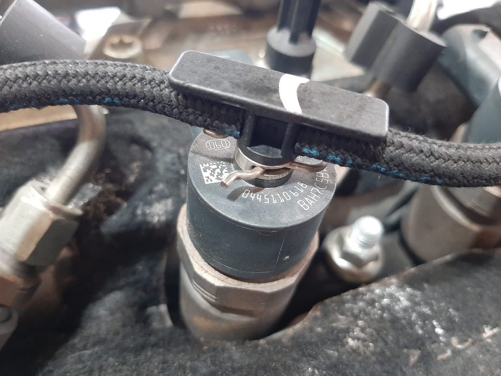 Injector 1.3cdti b13dte b13dtc opel corsa e 0445110618