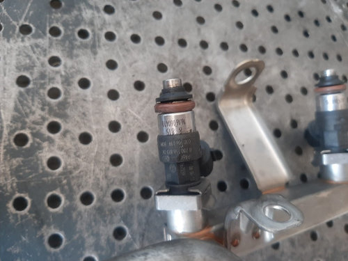 Injector 1.4 tfsi cdg vw passat b6 3c 03c906039 0280158815de