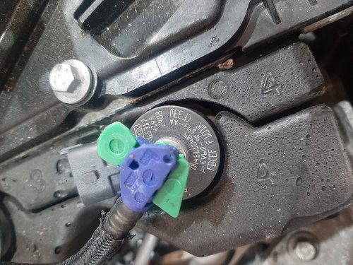Injector 1.5 tdci 1.6 tdci ford focus 3 b-max ecosport fiesta 6 transit connect courier tourneo 0445...