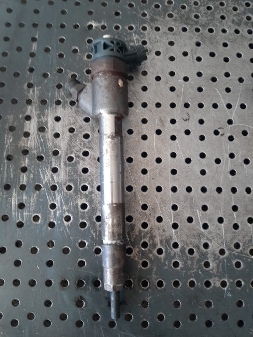 Injector 1.5hdi yh01 citroen c5 opel vivaro c peugeot 308 3008 5008 9828959880 0445110955