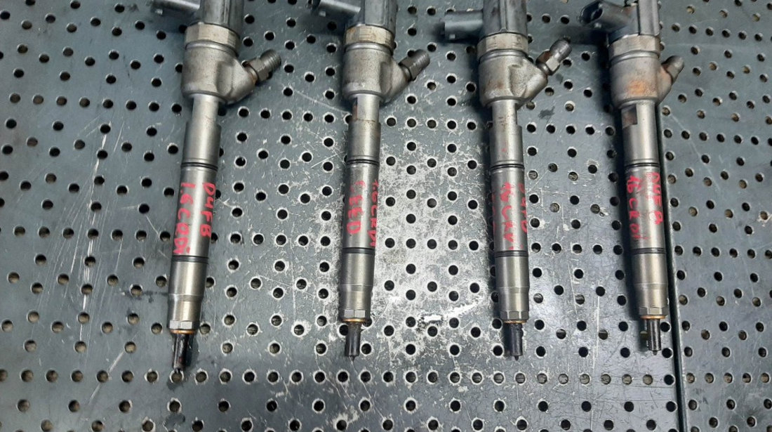 Injector 1.6 crdi kia ceed carens hyundai ix20 i30 elantra 0445110320 33800-2a900