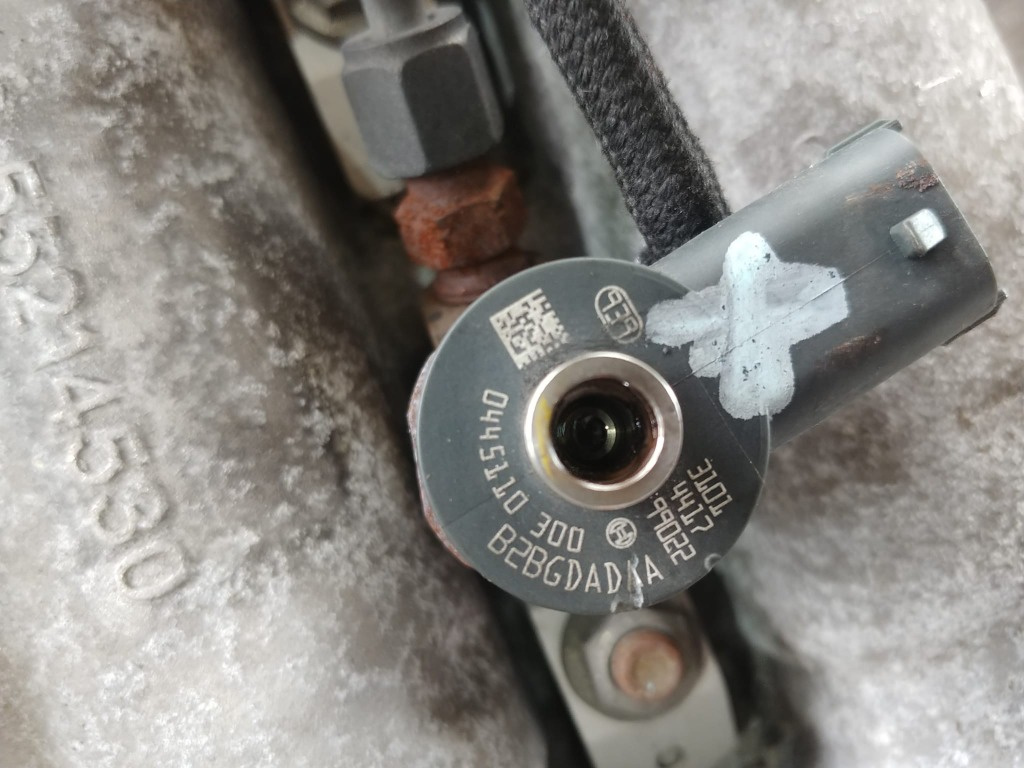 Injector 1.6 d fiat grande punto doblo bravo 2 linea alfa romeo mito lancia delta musa 0445110300