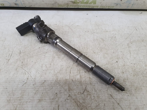 Injector 1.6 tdi cayc 03l130277b Skoda Octavia 2 [facelift] [2008 - 2013]