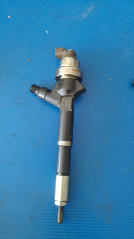 Injector 1.7 cdti z17dtr opel astra h 8973762701 8-97376270-1