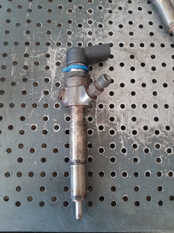 Injector 1.8 tdci ford connect ford transit connect 7t1q-9f593-ab