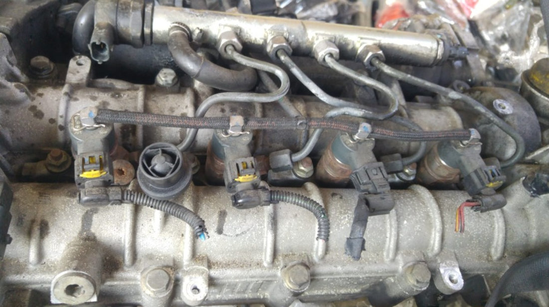 Injector 1.9 d fiat croma 0445110243