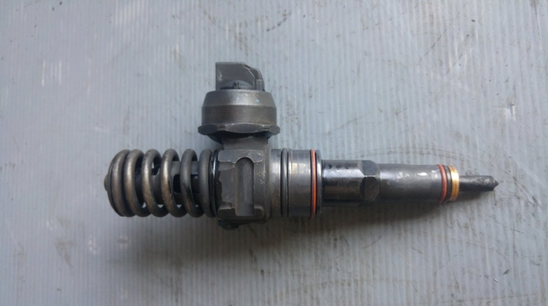 Injector 1.9 tdi 038130073am vw bora caddy golf jetta polo 9n touran transporter seat altea leon ibiza