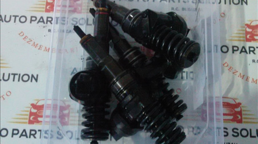 Injector 1.9 TDI (4 bucati) VOLKSWAGEN CADDY - 2008