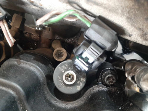 Injector 188a7000 1.9jtd fiat punto 2 doblo 0445110019