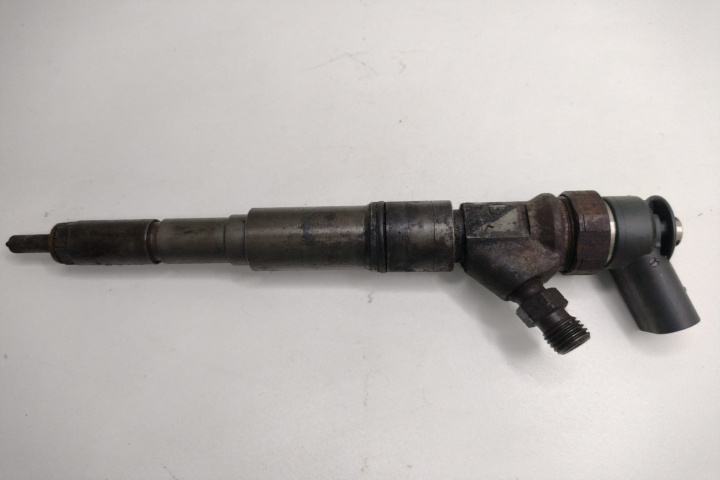 Injector 2.0 D 163cp 0445110 216 / ARST8EC / 0445110216 BMW Seria 3 E90/E91/E92/E93 [2004 - 2010]