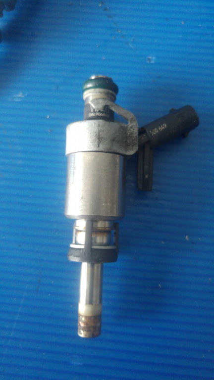Injector 2.0 gti tfsi tsi dkz vw polo 8z arteon audi a3 8v seat ateca 06l906a02 06l133317n