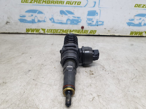 Injector 2.0 tdi bpw 038130073BJ Audi A4 B7 [2004 - 2008]