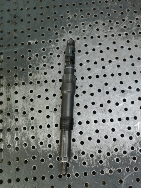Injector 2.0tdci ford mondeo mk3 4s7q-9k546-bd