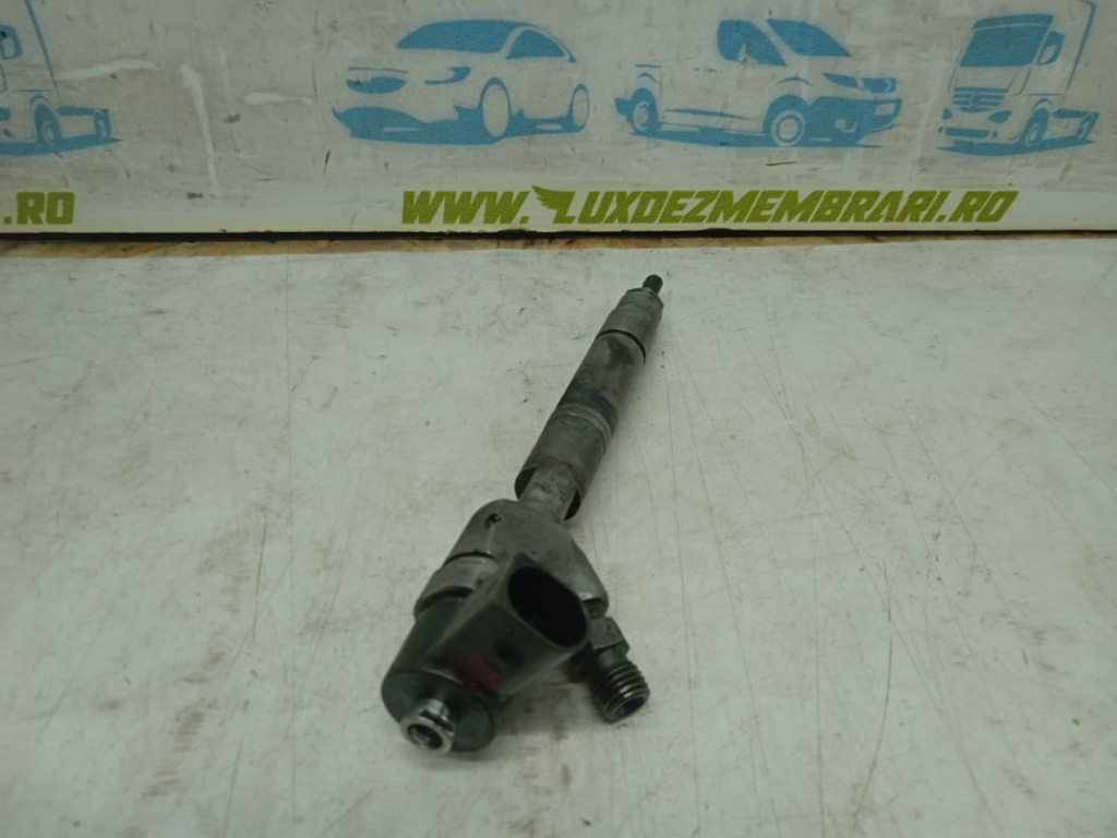 Injector 2.2 cdi om611981 0445110070 A6110700887 Mercedes-Benz Sprinter 903 [1995 - 2000]
