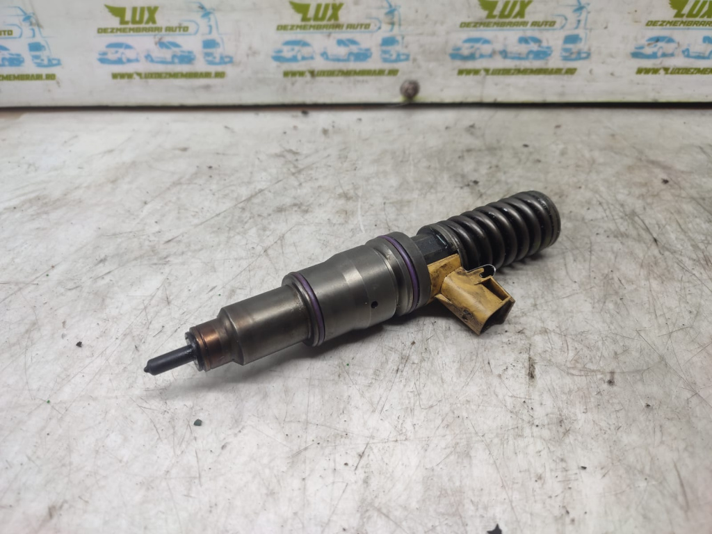 Injector 20747798 SN05511635 492F7ZV13 D9B300 EC06 Volvo FM generatia [2005 - 2010] FMFH FH440 D9B300 EC06