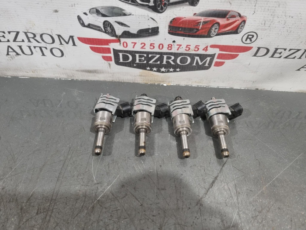 Injector 23250-25010 Toyota RAV 4 2.5i Hybrid