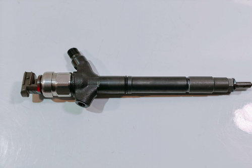 Injector 236700R180 / 23670-0R180 Toyota Rav 4 3 (XA30) [2005 - 2010]