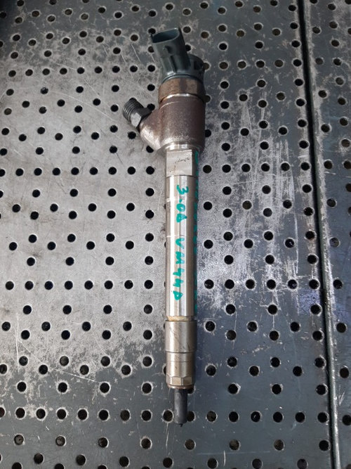 Injector 3.0 crd vm44d jeep grand cherokee 4 wk wk2 2012 0445110523 35062015f