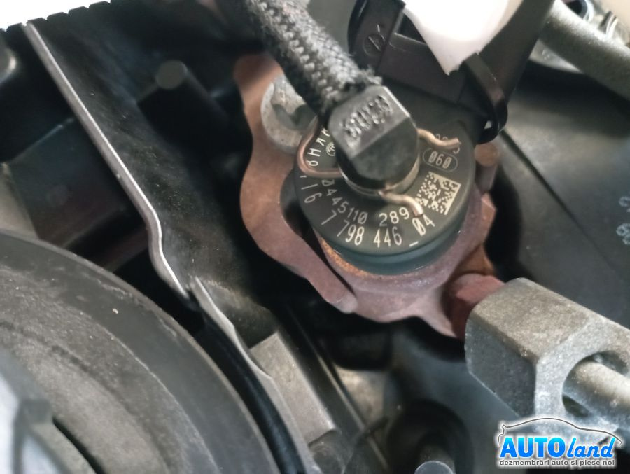 Injector 779844604 0445110289 BMW 1 E81,E87 2004