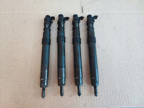 Injector 9686191080 Ford C-Max II 2.0 TDCI an fab. 2010 - 2019