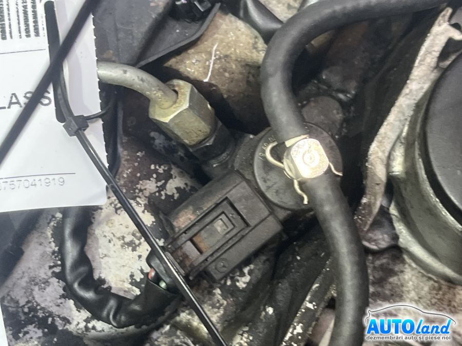 Injector A6110700987 2.2 CDI 0445110072 Mercedes-Benz C-CLASS W203 2000