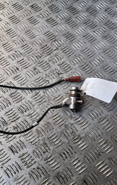Injector AdBlue 04L131113S Audi A4 B9 [2015 - 2020] Sedan 2.0 TDI MT (190 hp) cod motor DETA , cod cutie SKE , an fabricatie 2017