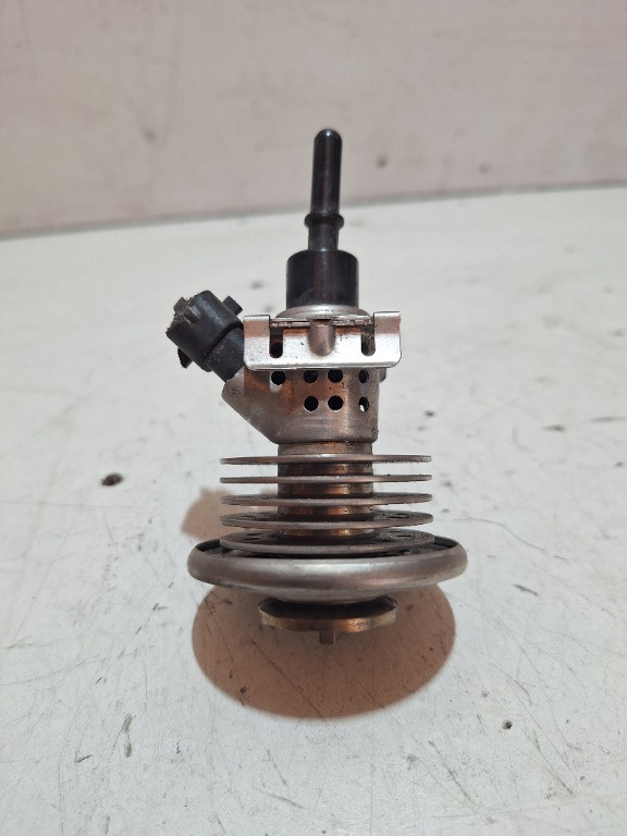 Injector Adblue 2.0 euro 6 LAND ROVER DISCOVERY, EVOQUE, JAGUAR COD FX23 189E3 AB