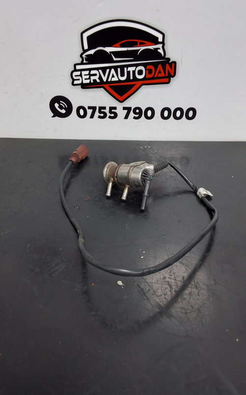 INJECTOR ADBLUE Audi A4 (2015-2019) [8W2, B9] 2.0 Motorina 2016, 04L131113S