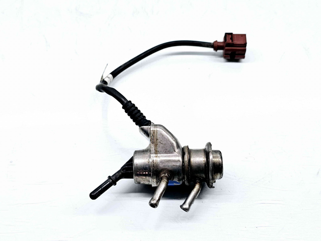 Injector Adblue Volkswagen Caddy IV Van (SAA, SAH) [Fabr 2015-2024] 04L131113R 0444025047 2.0 TDI DFSF 55KW / 75CP