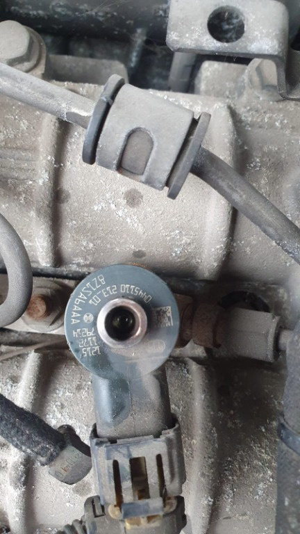 Injector Alfa Romeo 159 2.4 JTD 2005 2006 2007 2008 cod 0445110213
