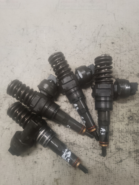 Injector Audi A3 1.9 Motorina 2008, 038130073BN